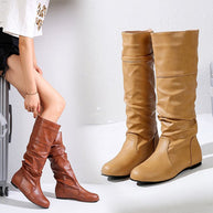Damen elegante Stiefel mit modernem Falten-Design und komfortablem Blockabsatz W&W