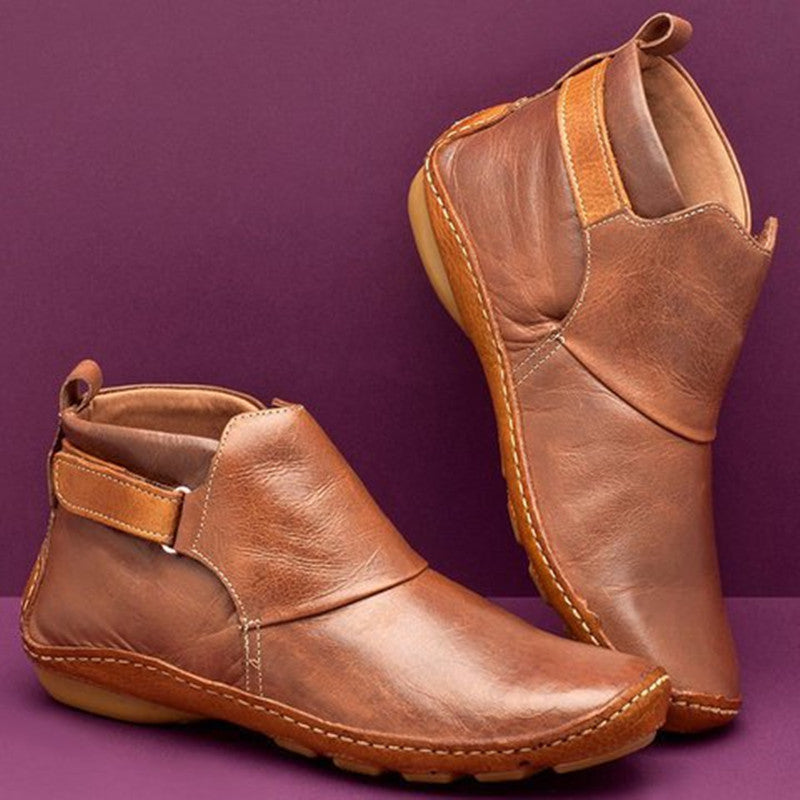 Damen Stiefeletten aus hochwertigem Leder mit bequemer Sohle und modischem Schnitt WW