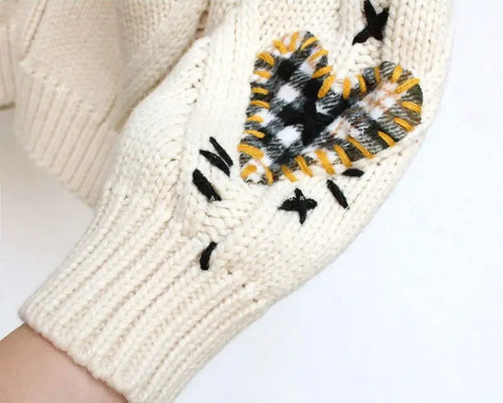 W&W Mode | Gestrickte V-Ausschnitt Damenjacke mit Stickerei