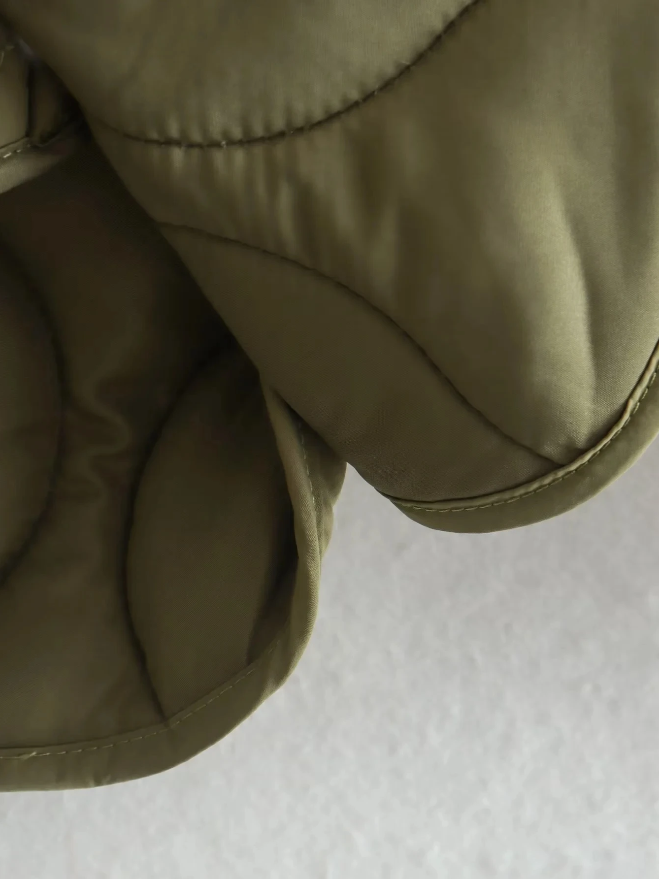 WW | Gepolsterte Jacke Damen, Leichtes Übergröße Modell Mit Taschen, Knopfverschluss