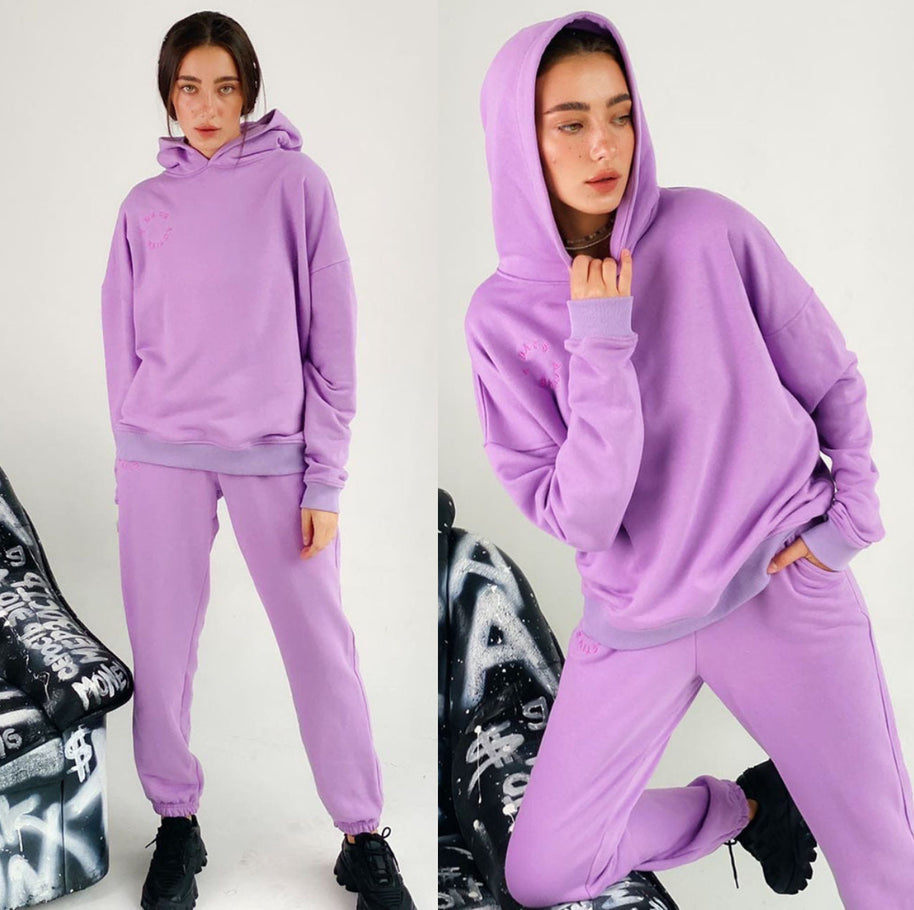 Damen bequemer Kapuzenpullover und Jogginghose WW