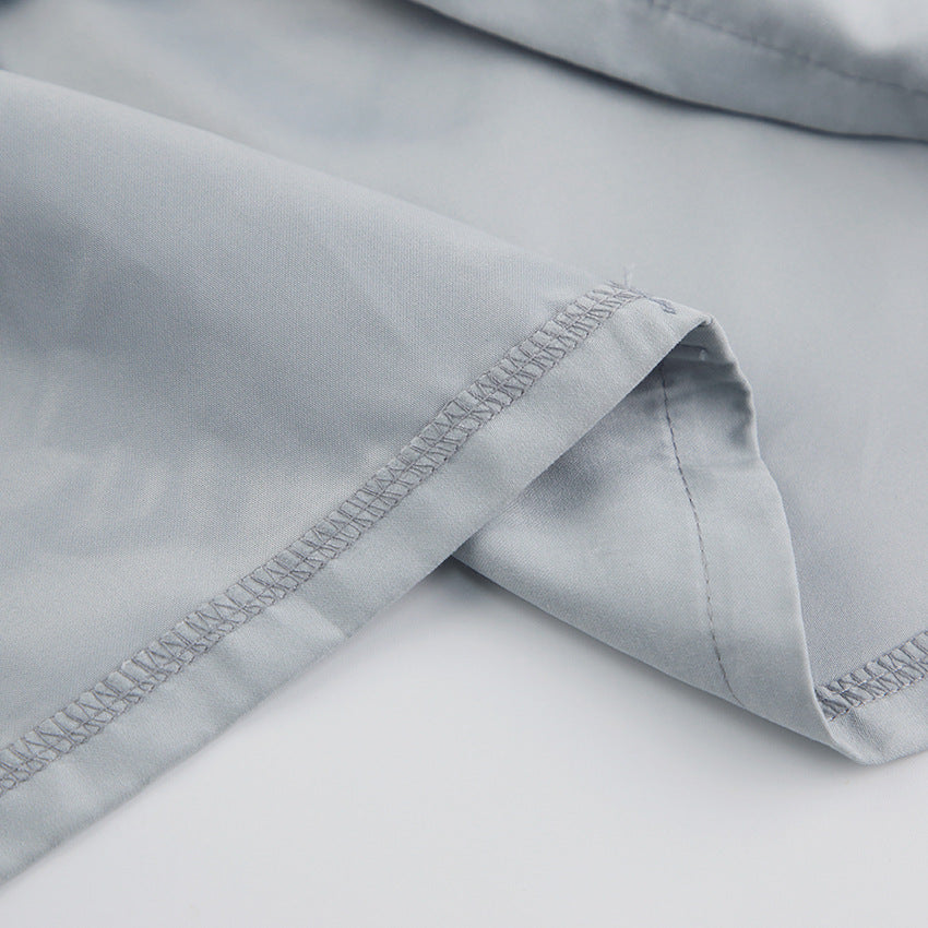 WW | Viktorianisch inspirierte Bluse mit hohem Kragen
