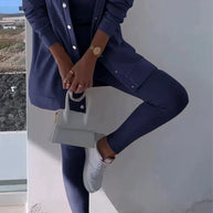 W&W - Dreiteiliges Set bestehend aus einer Strickjacke mit Kapuze, einem Oberteil und einer Hose