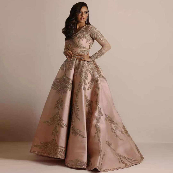 Damen Glamouröses Ballkleid mit feiner Paillettenverzierung und langem Schnitt W&W Mode