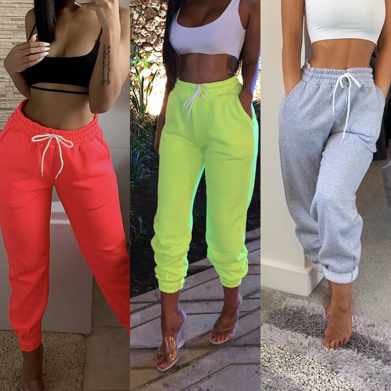 Femme Leichte Neon Jogger mit elastischen Bündchen und Kordelzug WW