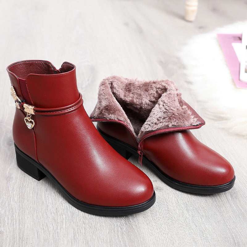 Damen Stiefeletten mit kuscheligem Futter und modischem Schmuckdetail WW