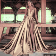 Damen A-Linien Maxikleid mit tiefem V-Ausschnitt und elegantem Schlitz WW