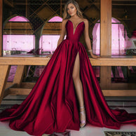 Damen A-Linien Maxikleid mit tiefem V-Ausschnitt und elegantem Schlitz WW