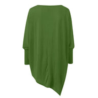 Rückendesign eines gemütlichen und stylischen grünen Pullovers