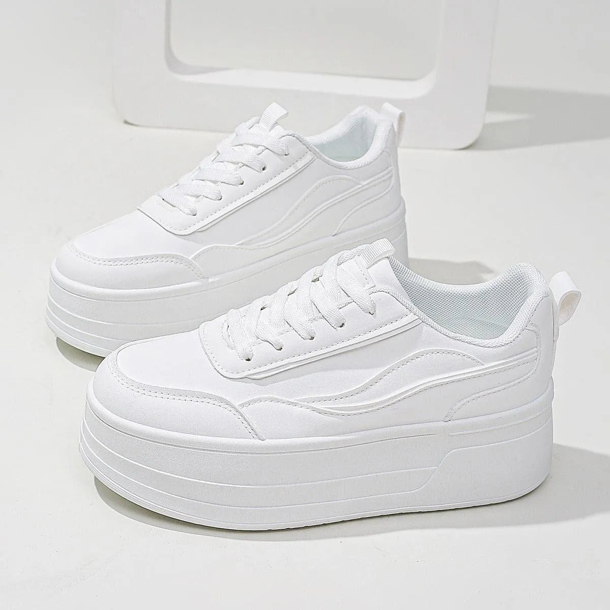 WW | Sneaker mit Plateausohle