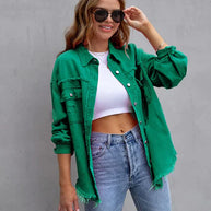 Damenjacke aus Denim mit rohen Kanten