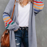 LOCKER GESTRICKTER MANTEL