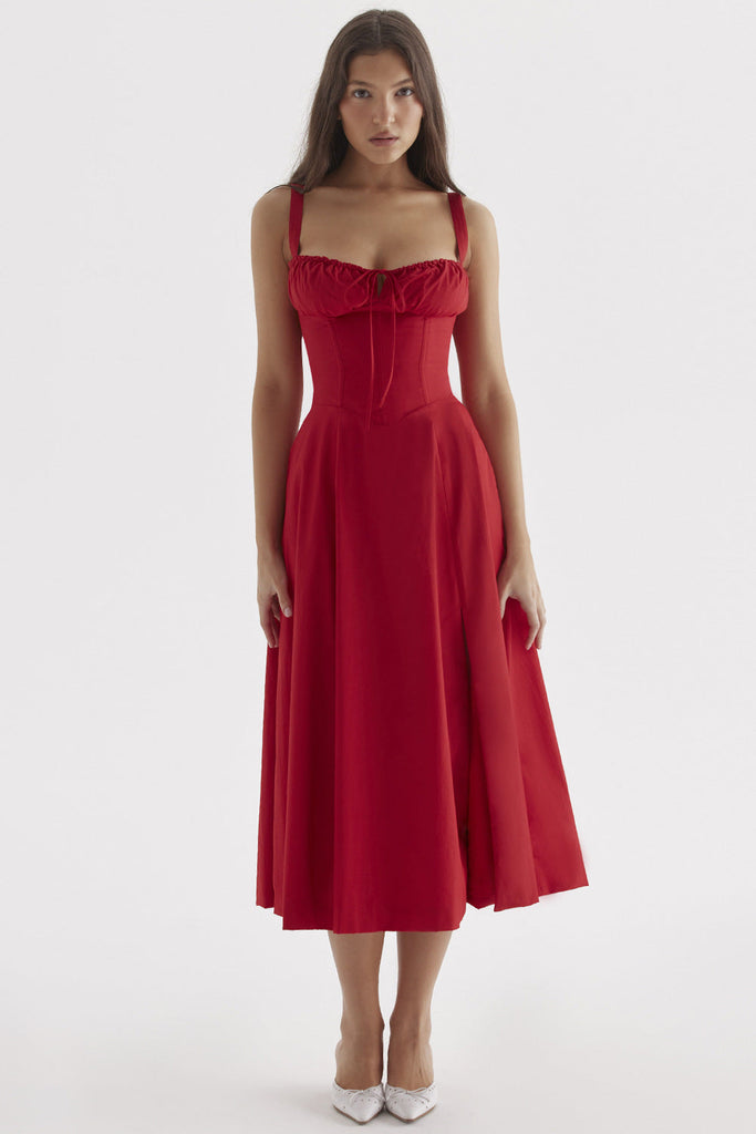 WW geschnittenes Trägerkleid für Damen mit französischem Flair und verführerischem Hüftschlitz"