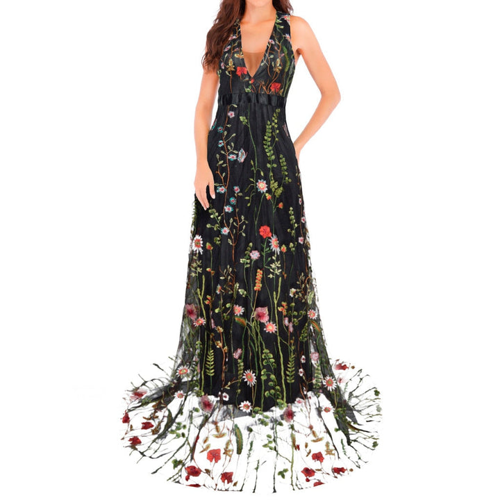 W&W Mode | Fabulous Ärmelloses besticktes Kleid