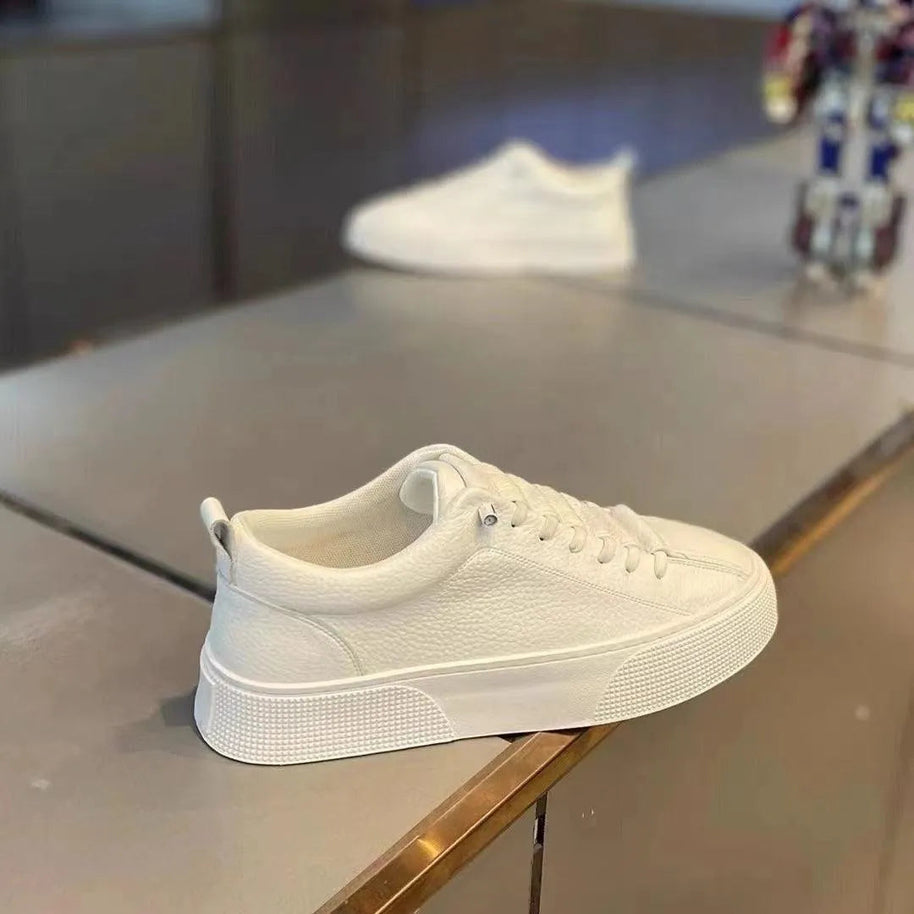 WW | Niedrige Sneaker für Herren aus Kunstleder