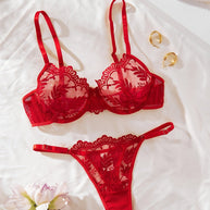 WW Spitzen-Dessous-Set mit Stickerei