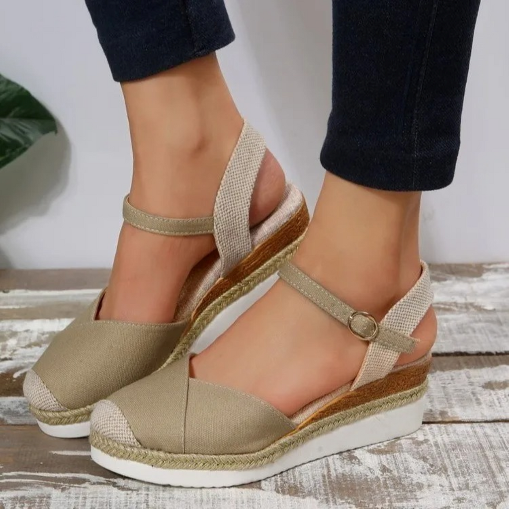 WW | Damen Sandalen Mit Schnallenverschluss Und Geschlossener Zehe