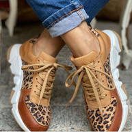 WW | Sneakers mit Leopardenmuster