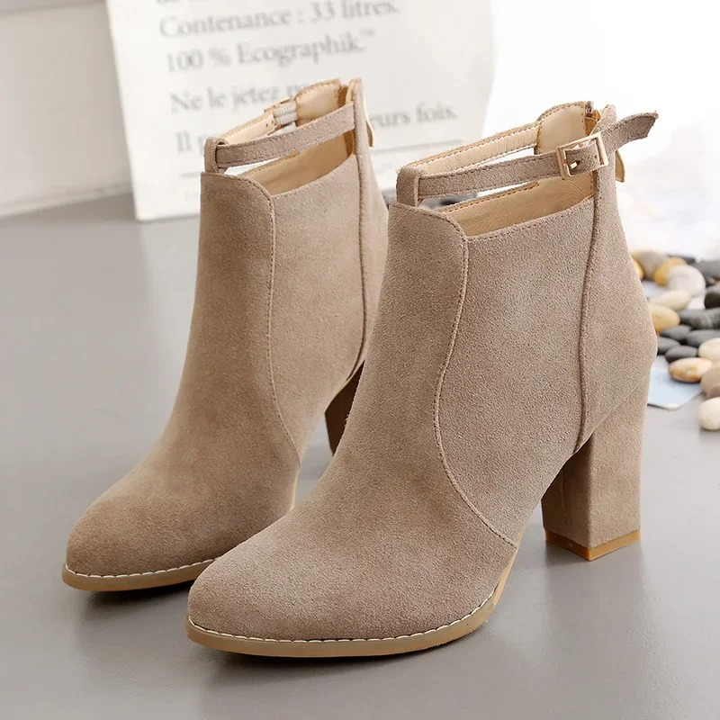 WW | Damen Stiefeletten mit Schnalle und Hohem Blockabsatz Damen Stiefeletten