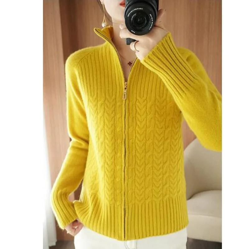 W&W Mode | Gestrickte Jacke Damen Mit Reißverschluss Und Kabelstrickdetails