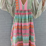 WW | Maxi-Kleid mit Langen Ärmeln und V-Ausschnitt