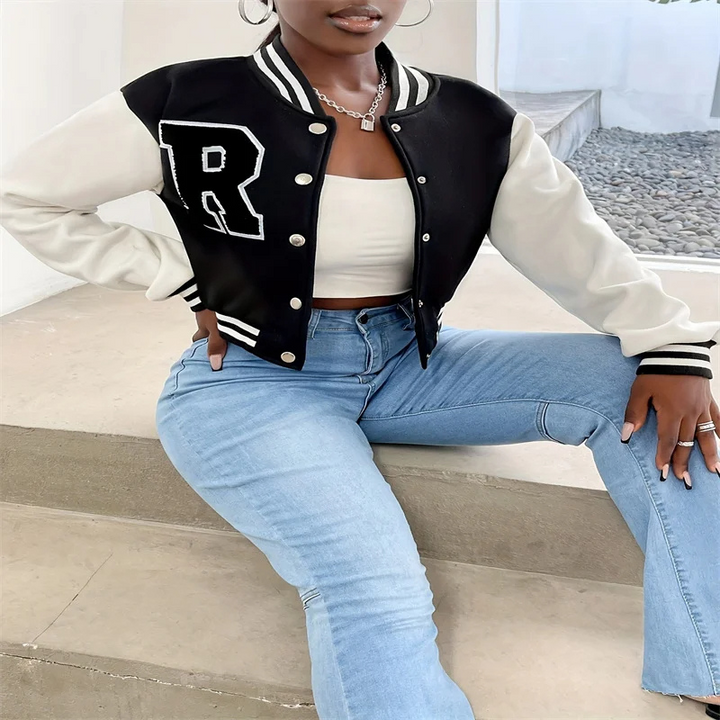 W&W Mode | Varsity Bomberjack Damen, Kurzes Modell mit Buchstabenpatch und Druckknopfverschluss