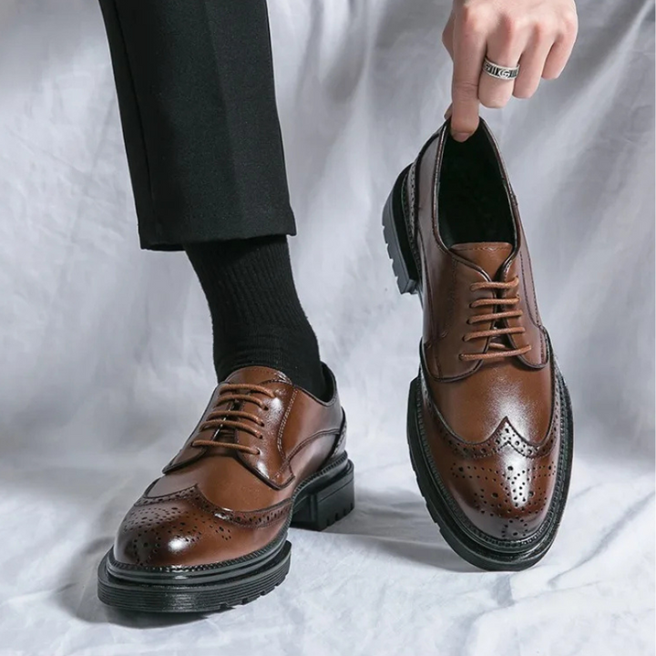 W&W Mode | Modische Herrenschuhe Mit Brogue Design Und Robuster Sohle
