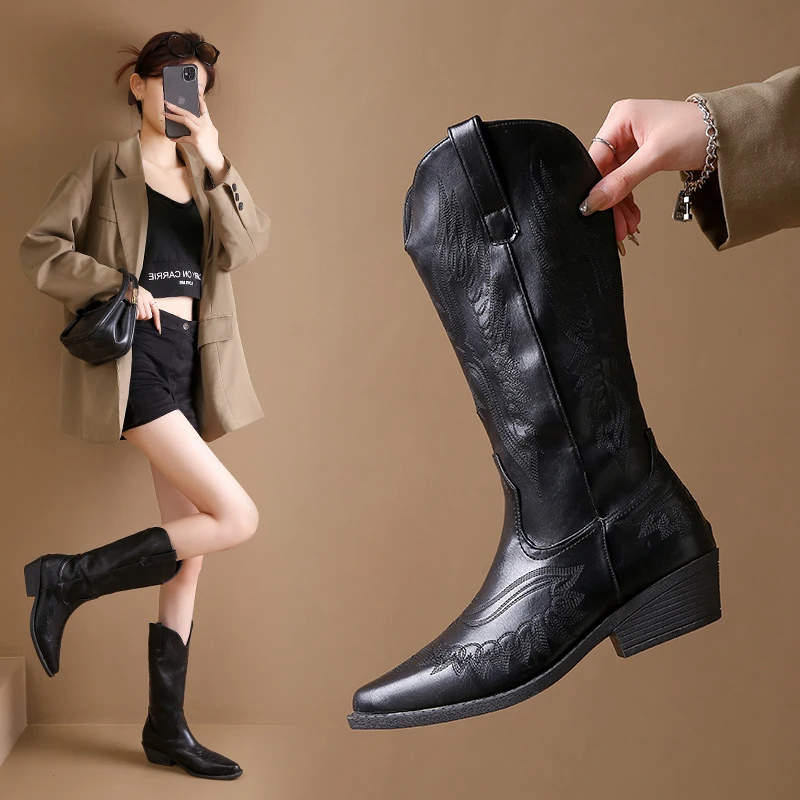 W&W Mode | Westernstiefel mit Detaillierten Stickereien & Niedrigem Absatz Cowboystiefel Damen