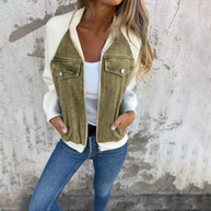 im Denim-Look mit Taschendetails und bequemer Passform