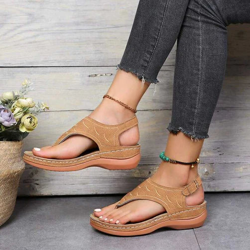 WW | Sandalen Mit Keilabsatz