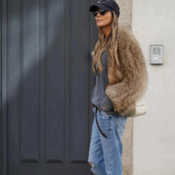 Modische Damenjacke aus Plüsch-Imitatfell