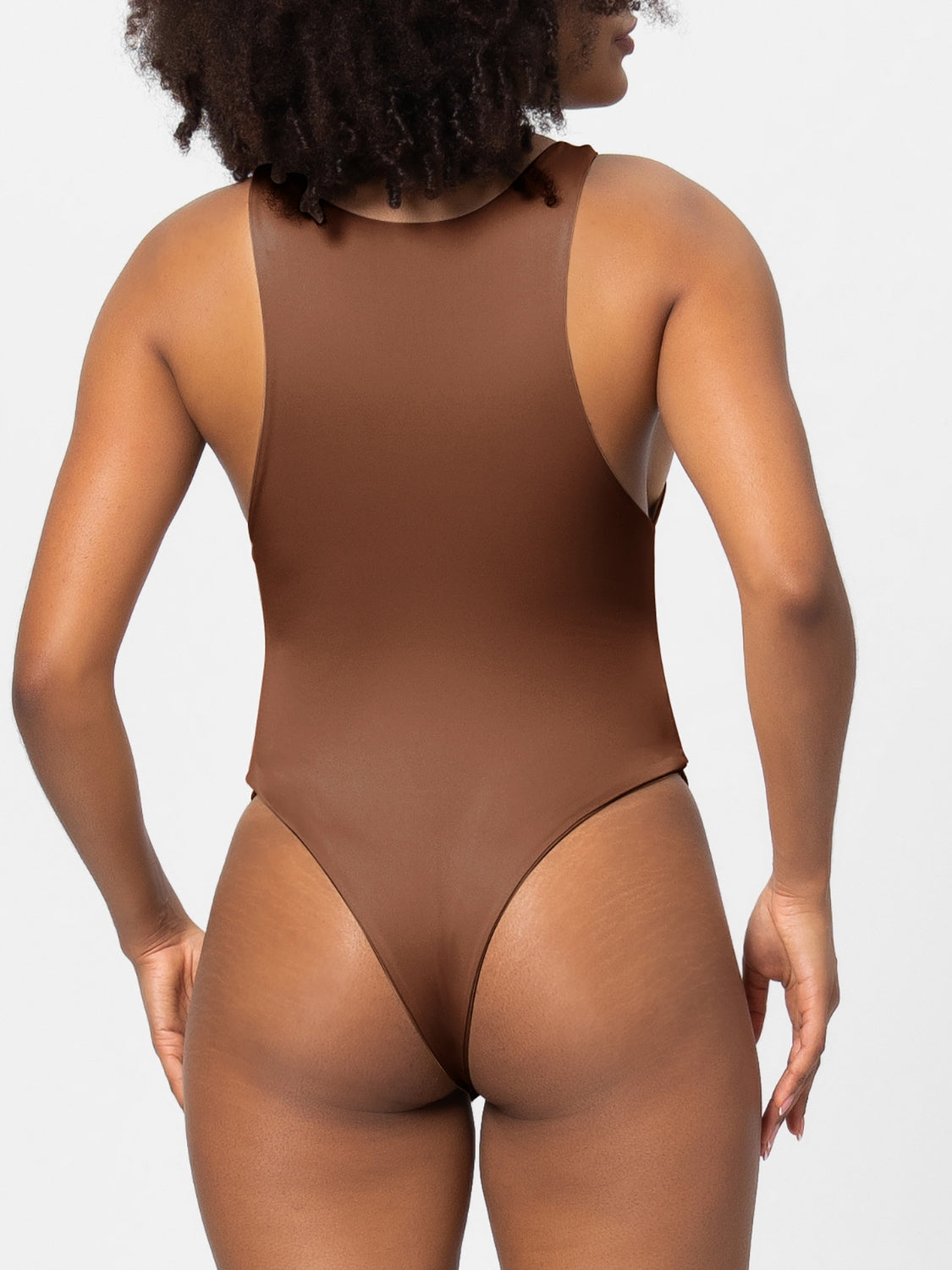 WW | Vollgröße Rundhalsweite Träger Bodysuit