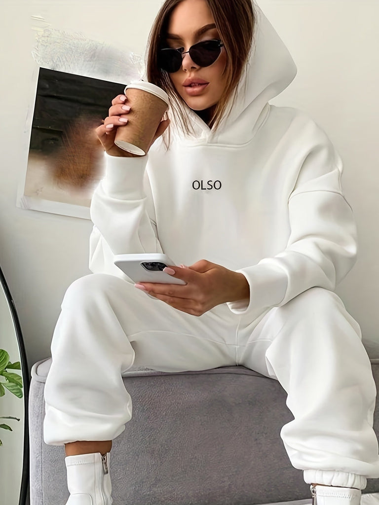 WW | Oslo Damen Set – Zweiteiliges Set aus Kapuzenpullover und Sweatpants für lässigen Stil und maximalen Komfort.