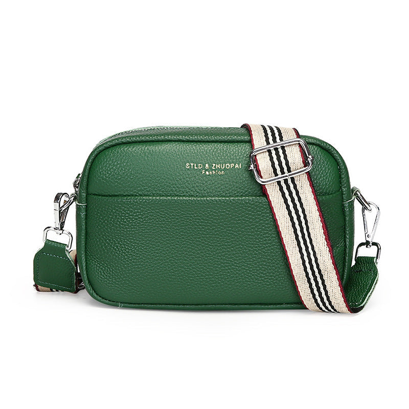 WW | Schlichte Schultertasche Aus Veganem Leder Im Kleinen Quadratischen Format