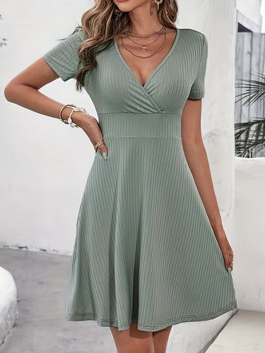 WW | Sommerkleid für Damen mit V-Ausschnitt Elegant Tailliert Kurzärmelig