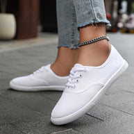 WW | Bequeme Niedrige Canvas Sneakers in Weiß