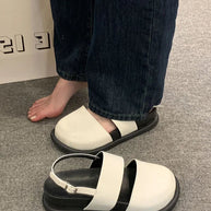 Sandalen mit geteilter Spitze