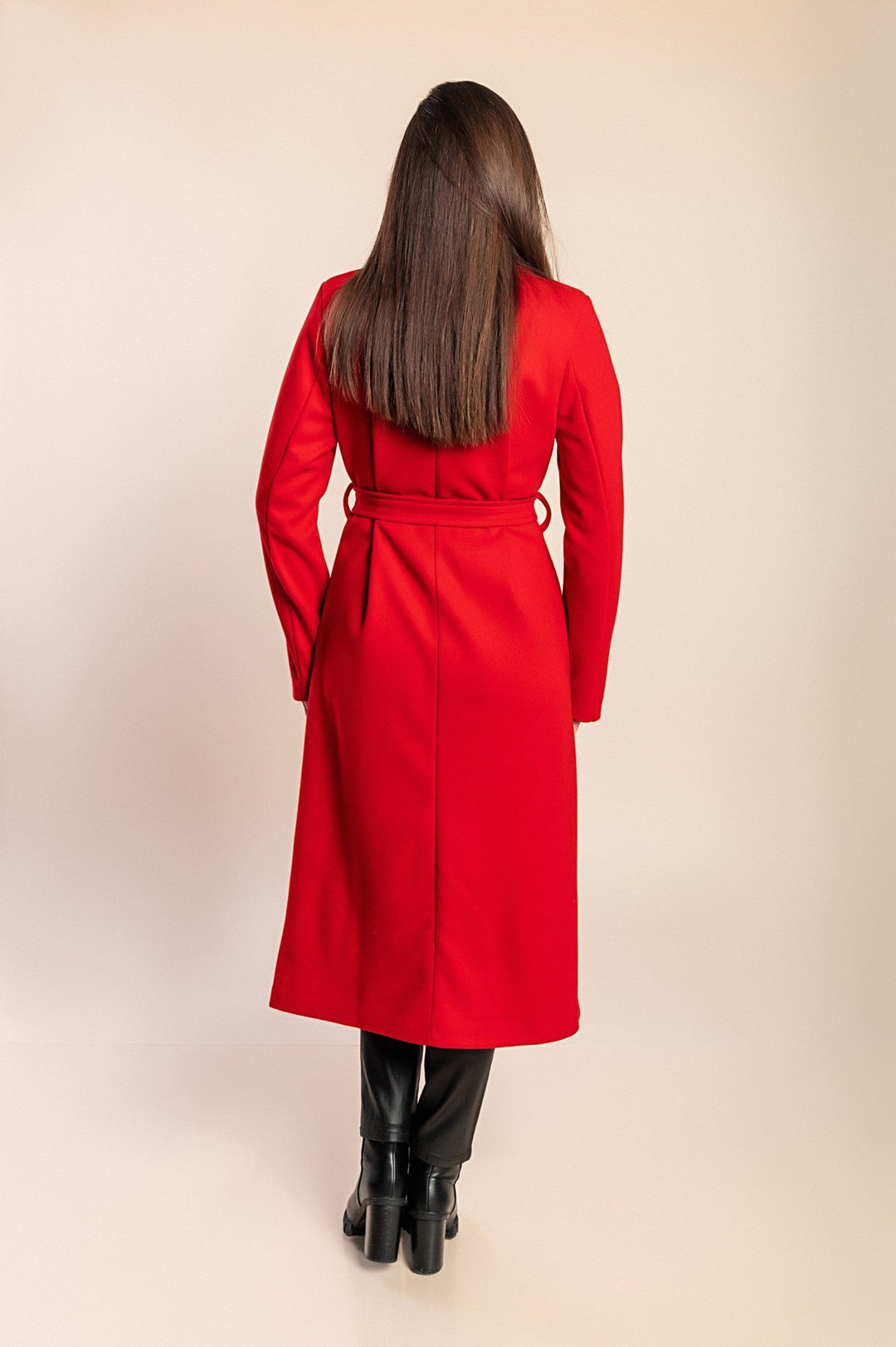 W&W Mode | Langer Damenmantel Mit Knöpfen Und Einer Stilvollen Ausstrahlung