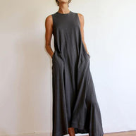 WW | Ärmelloses Maxikleid mit Einfachem Rundhalsausschnitt