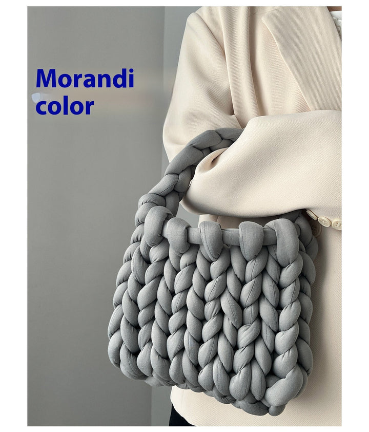 Damen Tasche aus handgewebtem Material