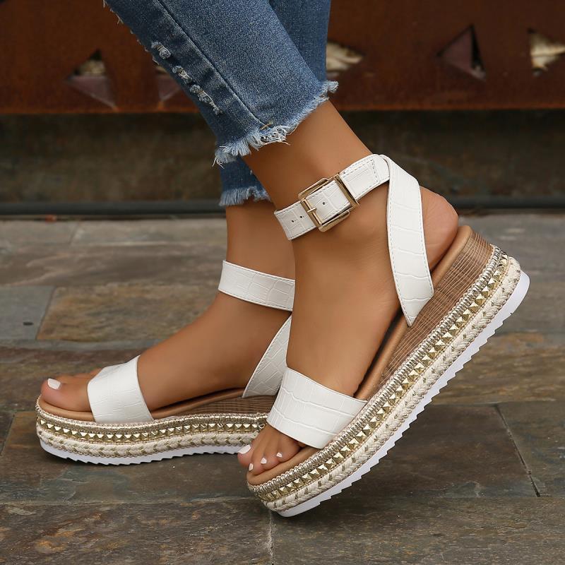 WW | Sommer Sandalen Mit Schnallenriemen Und Plateau