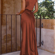 WW | Satiniertes Fishtail Maxikleid Mit V-Ausschnitt Für Damen