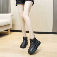 Boots mit kariertem Muster