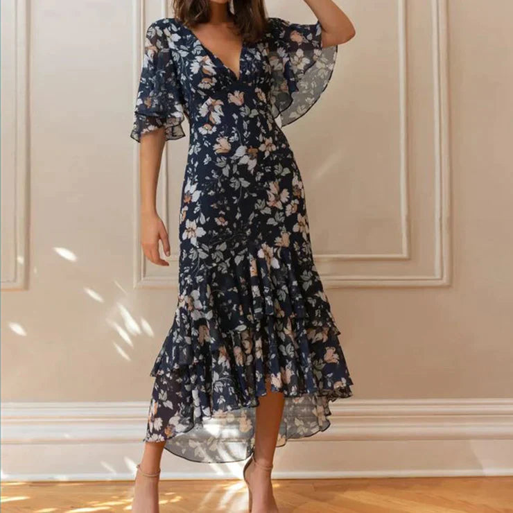WW - Blumenkleid mit V-Ausschnitt und Ärmeln