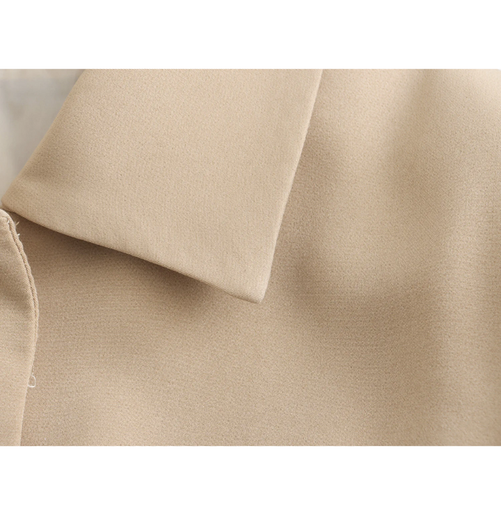 W&W Mode | Bomberjack Damen Kurzjacke mit Vier Fronttaschen und Minimalistischem Design