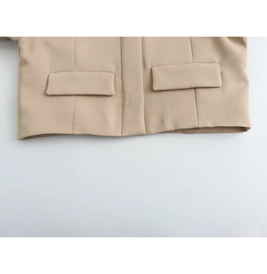 WW | Bomberjack Damen Kurzjacke mit Vier Fronttaschen und Minimalistischem Design