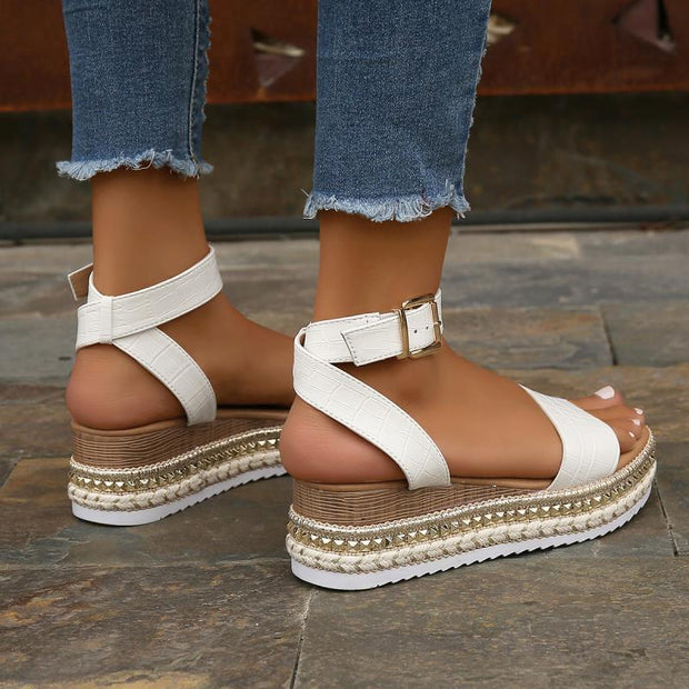 WW | Sommer Sandalen Mit Schnallenriemen Und Plateau