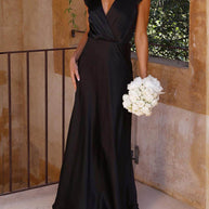WW | Satin-Fishtail-Maxikleid mit V-Ausschnitt für Damen