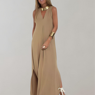 Elegantes Schlankes Kleid mit V-Ausschnitt