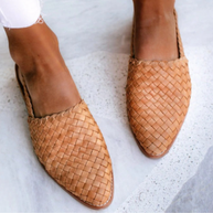 Violet | Handgeflochtene Sandalen